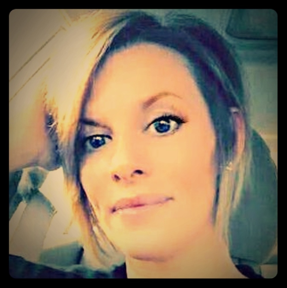 Meet your Posher, Kasey